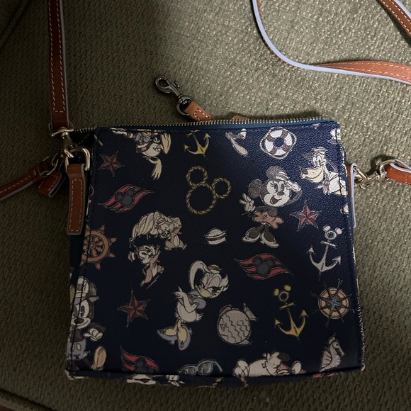 Gently Used Disney Crusie Line Dooney & Bourke Crossbody - Picture 5 of 5